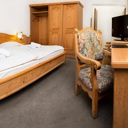 招待所 1554膳食公寓 3*